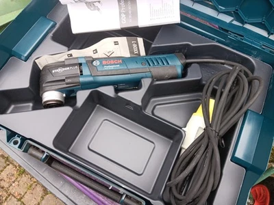 BOSCH PROFESSIONAL STARLOCK PLUS MULTITOOL - GOP30-28 - 110v - Image 1 of 4