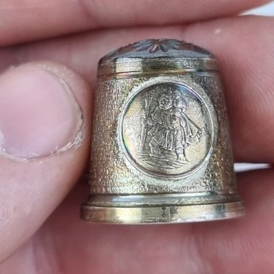 Solid Silver Thimble Figures Roundel Birmingham 1998 Swann Thimbles - Image 1 of 4