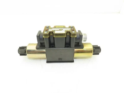 Parker D1VW1CNJC56 75 Hydraulic Solenoid Valve 3-Pos 24VDC 5000 PSI Series D1VW - Image 1 of 4