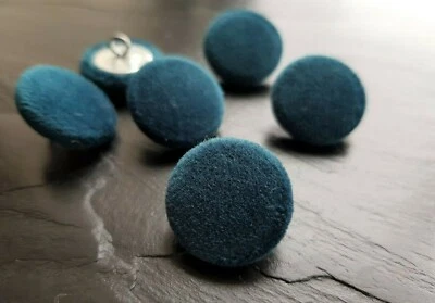 Turquoise velvet covered buttons, fabric covered buttons 14, 19, 23, 25 or 31mm - Image 1 of 4