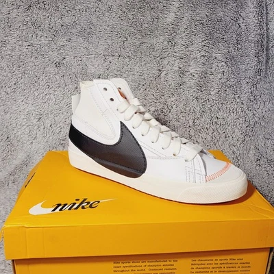 Nike Blazer Mid 77 Jumbo Men's Size 10 White Black Leather Sneakers DD3111-100 - Image 1 of 4