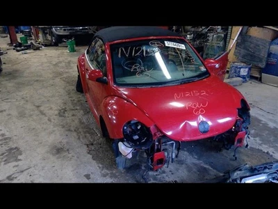 Espejo retrovisor derecho usado se adapta a: Volkswagen Beetle 2009 eléctrico grado derecho A Foto 1 de 4