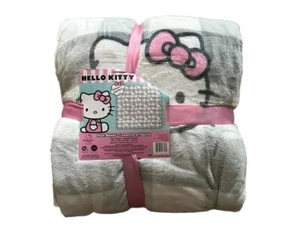 Hello Kitty Plush Throw Blanket Grey Pink Bow FULL/QUEEN 90 X 90 bed Full Queen - Picture 1 of 1
