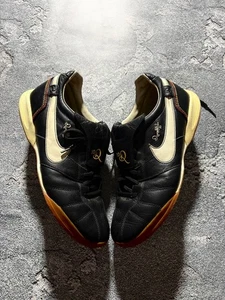 Vintage Nike Tiempo Ronaldinho 10R Hallen Futsal Schuhe weiß schwarz 2007 EU 42,5 US 9 - Bild 1 von 8