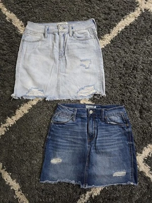 Lote de 2 faldas de mezclilla desgastadas Mudd Flex elásticas lavado ligero y medio talla 7 Foto 1 de 4