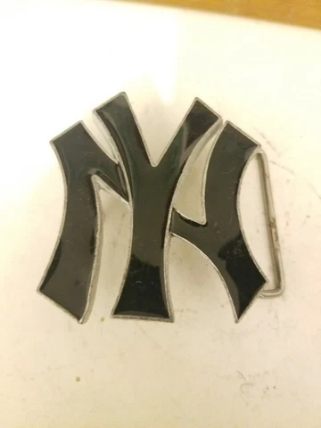 New York Yankees Belt Buckle Cover