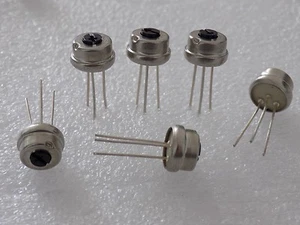 30x Tesla TP095 , 100 K/N/N ( 100 KOhm ) Trimmer Potentiometer 100k Ohm - Picture 1 of 5