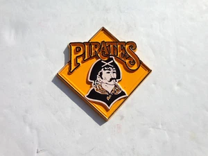 DE COLECCIÓN MLB PITTSBUGH PIRATAS NEVERA IMÁN TABLERO DE PIE ¡VIEJA ESCUELA!! - Imagen 1 de 2