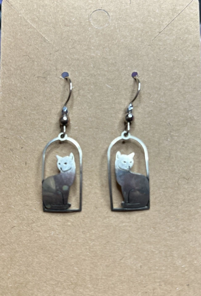 "Pendientes colgantes gato sentado de 1,5"" de Sienna Sky Jewelry gran regalo tono dorado" Foto 1 de 1