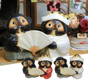 Shigaraki Ware Wedding [Shigaraki Ware Japanese Wedding Tanuki (Colored Uchikak_ - Picture 1 of 7