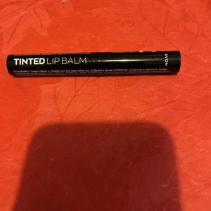 Avon Tinted Hydrating Lip Balm (Nude) - New & Sealed - Picture 1 of 1