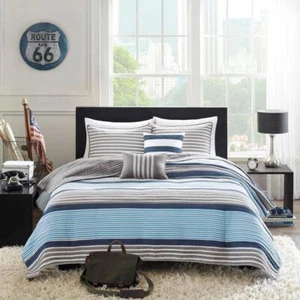 Intelligent Design Bedding Set Twin/Twin XL Polyester Striped Casual Modern Blue - Picture 1 of 8
