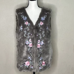 Boston Proper Gray Faux Fur Floral Embroidered Vest Size M - Picture 1 of 8