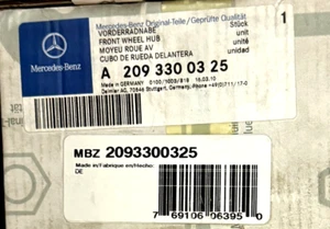 MERCEDES BENZ A2093300325 FRONT WHEEL HUB Original Equip Data - Picture 1 of 4
