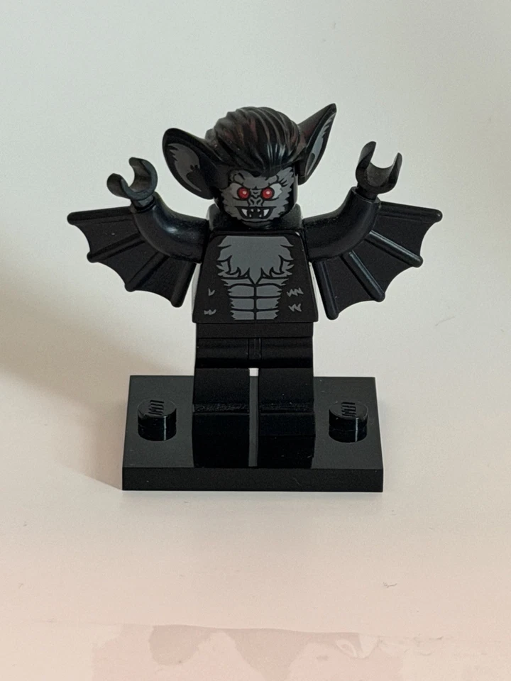 Mini boneco Vampire Bat Series 8 CMF Halloween preto LEGO® - Imagem 1 de 1