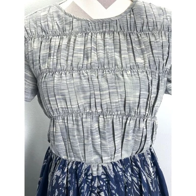 Vestido informal Mimi + Daphne estampado azul manga corta talla L Foto 1 de 4