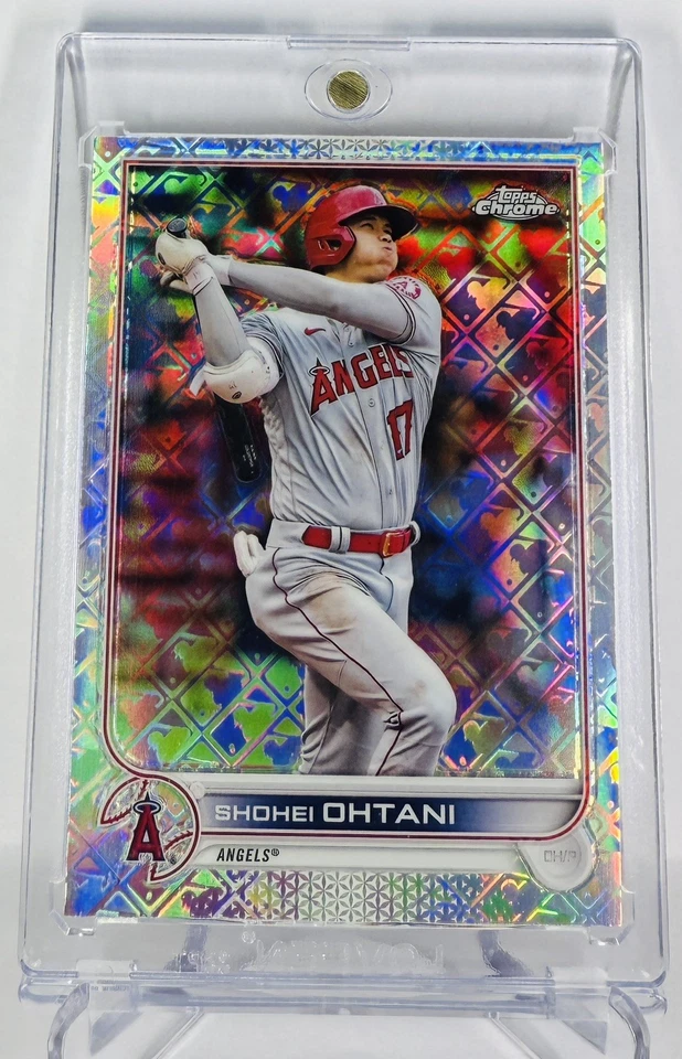 Shohei Ohtani RARO REFRACTOR TARJETA DE INVERSIÓN TOPPS DODGERS NOVATO DEL AÑO  Foto 1 de 1