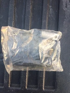 Neu in Pkg.Alter Lagerbestand 3 Stück Homac "Hochwasserdichtung" Abdeckung mit Adaptern FSS-350 NOS - Bild 1 von 7