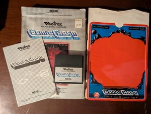 Vectrex Cosmic Chasm GCE CIB Game Overlay Box Manuale Videogioco Ottime Condizioni COMPLETO - Foto 1 di 6