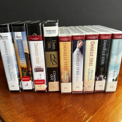 Lot: 9 Danielle Steel Audio Book CD Butler Affair Wedding Planner Palazzo Moral - Image 1 of 4