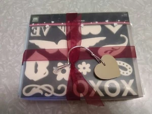 Making memories love 2 foam stamps with 6 vellum card set. Valentine's Day. - Picture 1 of 3