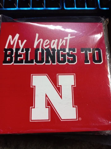 Nebraska Huskers Team Decor Plaque My Heart Belongs To Nebraska Cover