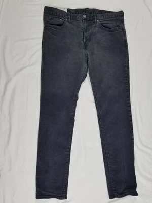 Pantalones de mezclilla ajustados H&M 34x30 para hombre negros ajustados excelentes  Foto 1 de 4