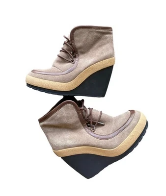 Botas de gamuza al tobillo United Nude Burdeos Foto 1 de 4