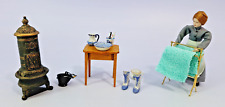 Miniaturpuppe Puppenhaus Puppe Hausfrau Bad Badezimmer Einrichtung Tisch
