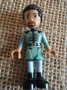 Lego Disney Minifigure Figure Frozen II Lieutenant Destin Mattias Doll - Picture 1 of 3