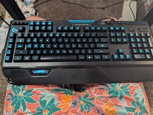 Logitech G910 Orion Spectrum RGB Mechanical Gaming Keyboard - Black - Photo 1/2