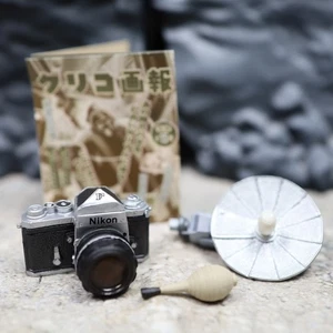 KAIYODO Time Slip Glico Miniatura Figura Cámara Nikon F - Imagen 1 de 14