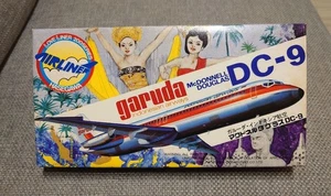Kit modelo plástico HASEGAWA DC 9 Garuda Indonesia avión listo para exhibición - Imagen 1 de 5