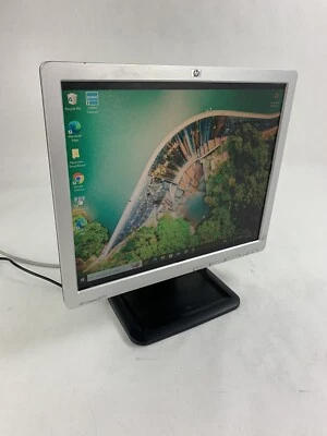 HP LE1711 LCD Monitor, 17" Screen, VGA Used - Image 1 of 4
