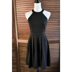 NWT Berydress Halter Black Knee Length Cocktail Fair Skirt Size Small Juniors - Picture 1 of 6