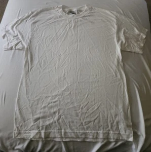 Nike Silver Tag Youth XL White Tshirt NEW - Picture 1 of 2