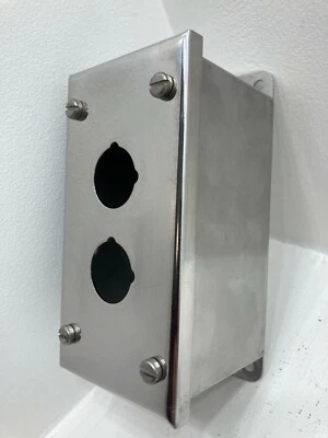 ALLEN BRADLEY 800H-2HZ4 PUSHBUTTON ENCLOSURE 30MM 2-HOLE STAINLESS STEEL NEMA 4 - Image 1 of 4