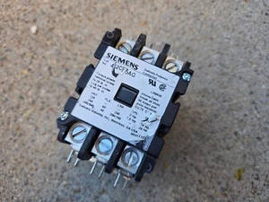 🥇 SIEMENS 42CF35AG 220V COIL CONTACTOR 220V - Picture 1 of 3