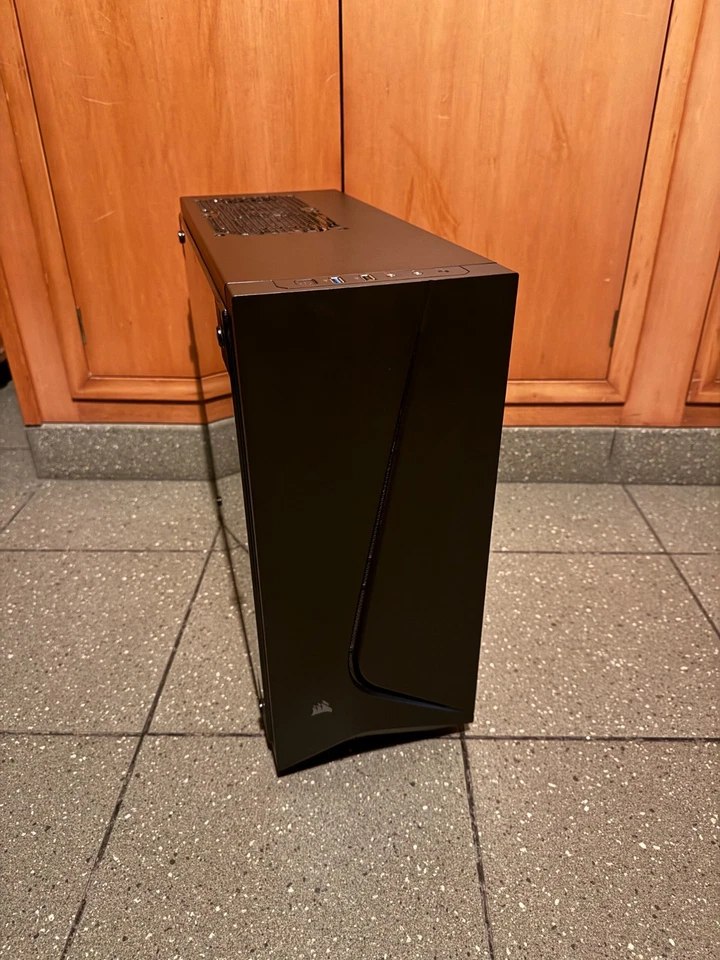 Case Corsair SPEC-05 Carbide series Mid-Tower Gaming Nero Laterale Plexiglass - Immagine 1 di 4