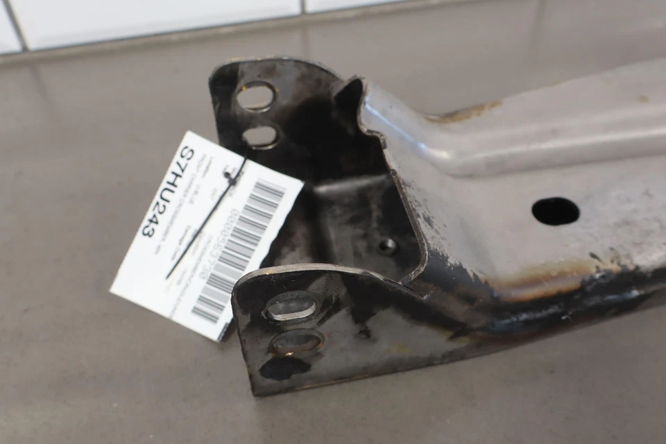 2003-2009 Hummer H2 Front Differential Carrier Mount Support Crossmember OEM - Image 1 of 4