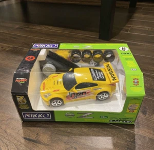 Nikko Nissan 350Z Street Mayhem Tuner RC Drift Car 1:22 - 240163A2 - RARE NEW - Picture 1 of 6