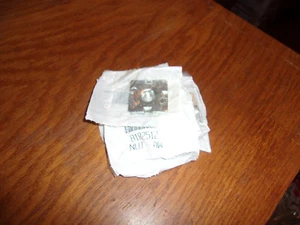 NEW Genuine OEM 8182512 Whirlpool Nut (push-In) WP8182512 PS972139 - Picture 1 of 2