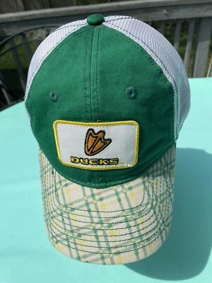 Gorra de pelota de malla University of Oregon Ducks NCAA Webfoot logotipo ajuste billete a cuadros Foto 1 de 4