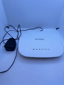 USED Netgear Insight Managed Smart Cloud Wireless Access Point WAC540 - Picture 1 of 2