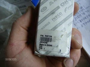SPILLA PISTONE ORIGINALE CNH J934046 - Foto 1 di 2