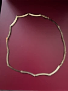 Vintage Gold Tone Avon Scalloped Wavy Curved Link Necklace 16” - Picture 1 of 3