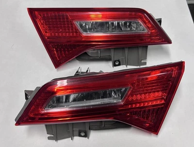 13 14 15 Acura ILX Luces traseras de maletero izquierda y derecha  Foto 1 de 4