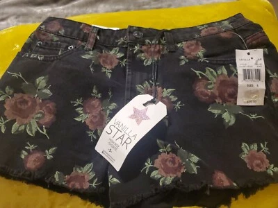Vanilla Star Black Floral Denim High Rise Shortie Women's Size 5  27W - Image 1 of 4