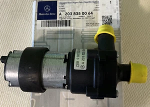 MERCEDES-BENZ C W203 Additional Water Pump A2038350064 NEW GENUINE - Picture 1 of 3