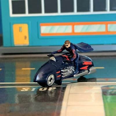 MICRO MACHINES SIZE 1 3/4" BATMAN & ROBIN RIDING MOTORCYCLE BIKE REDBIRD CYCLE - Image 1 of 4